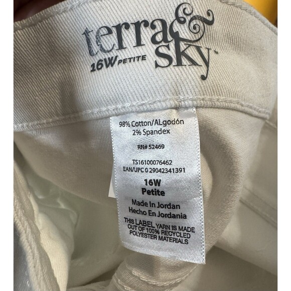 Terra & Sky 16W Petite White Straight Leg Jeans Plus High Rise Stretch - Picture 6 of 7